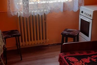 Garsonieră decomandată în Micro 14