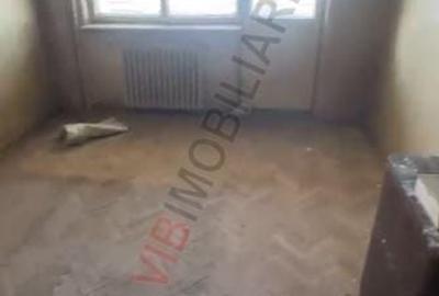 Apartament cu 3 camere în Mazepa 1