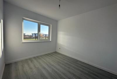 Duplex cu 5 camere cu Canalizare în Popas Păcurari - 6