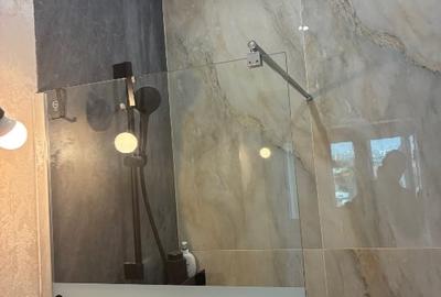 Apartament cu 2 camere semidecomandat, mobilat în Moșilor