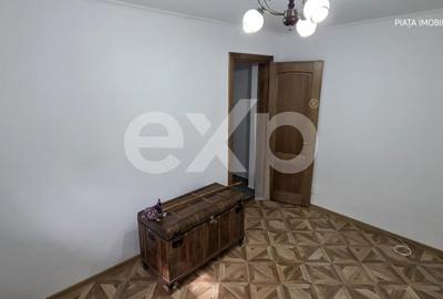 Apartament cu 3 camere decomandat, mobilat în Micro 6 - 3
