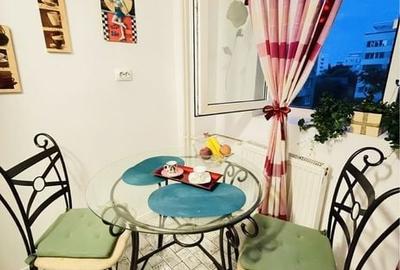 Apartament cu 3 camere decomandat în Exterior Vest - 1