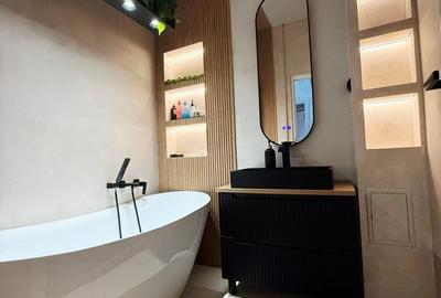 Apartament cu 3 camere decomandat în Vatra Luminoasă