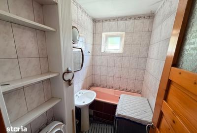 Apartament cu 3 camere în Grădiște