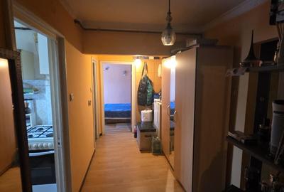 Apartament cu 2 camere decomandat în Trivale