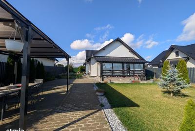 Casă cu 3 camere în Lilieci