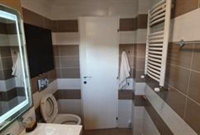 Apartament cu 2 camere decomandat, mobilat în Brâncoveanu