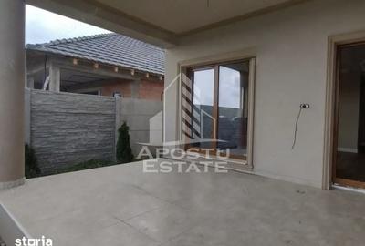 Casă cu 4 camere cu Teren 300 Mp în Central - 2