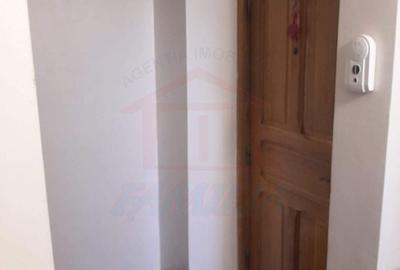 Apartament cu 2 camere decomandat în Mazepa 1 - 6