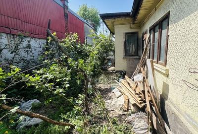 Casă cu 3 camere cu Teren 437 Mp în Andronache