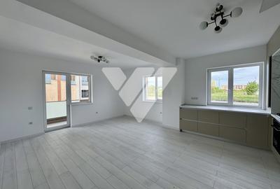 Apartament cu 3 camere decomandat în Periferie