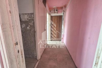 Apartament cu 2 camere semidecomandat în Central