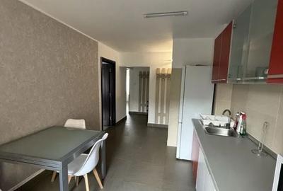 Apartament cu 2 camere decomandat în Între Lacuri