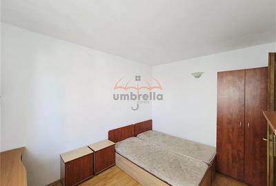 Garsonieră decomandată în Plopilor - 12