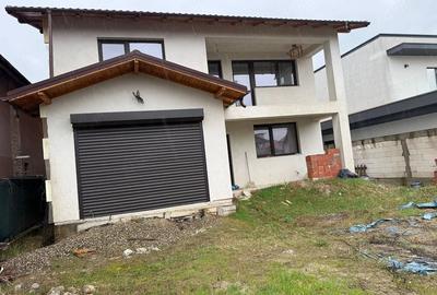 Casă cu Teren 670 Mp în Bucov - 4