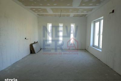 Casă cu 5 camere cu Teren 354 Mp în Crevedia