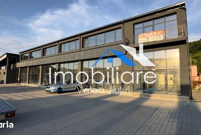 Spațiu comercial, de 550 mp, în Petros - 5