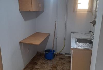 Apartament cu 2 camere decomandat în Războieni - 4