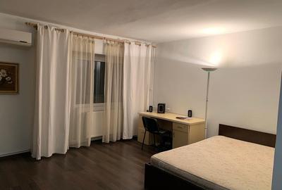 Garsonieră decomandată în Piața Unirii - 1