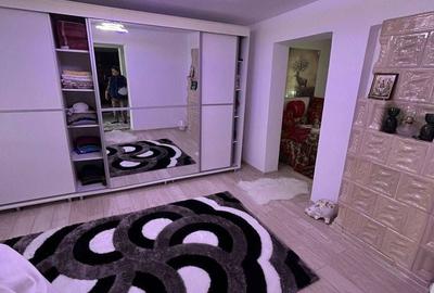 Casă cu 4 camere cu Teren 230 Mp în Central