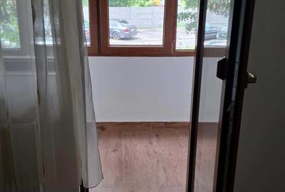 Apartament cu 2 camere semidecomandat în Micro 15 - 7