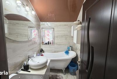 Apartament cu 3 camere în Central - 5