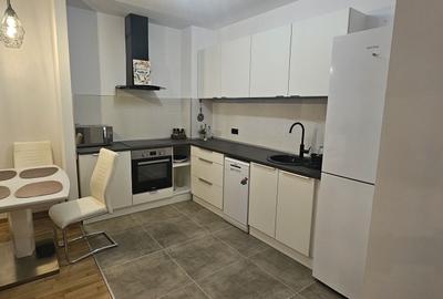 Apartament cu 2 camere decomandat în Răcădău
