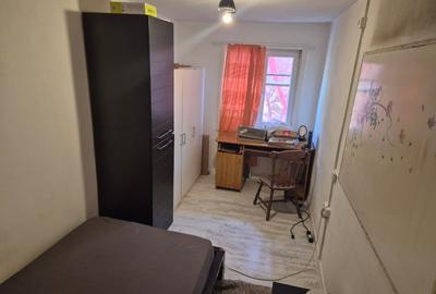 Garsonieră decomandată, mobilată în Complex Studențesc