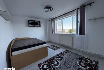 Apartament cu 2 camere decomandat, mobilat în Central