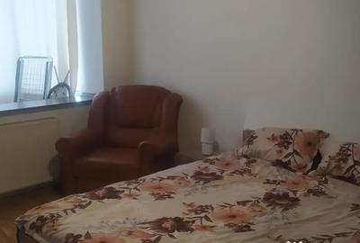 Apartament cu 3 camere decomandat în Circumvalațiunii - 4