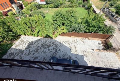 Spațiu comercial, de 160 mp, în Platou