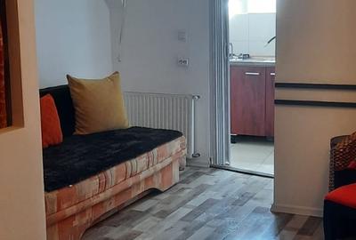 Garsonieră decomandată în Brașovul Vechi - 2