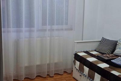 Apartament cu 3 camere semidecomandat în Central - 7