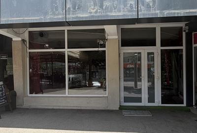 Spațiu comercial, de 52 mp, în Rogerius - 2