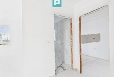 Penthouse cu 2 camere decomandat în Chișoda - 4