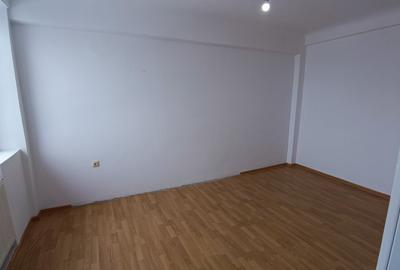 Apartament cu 2 camere semidecomandat în Ultracentral - 2