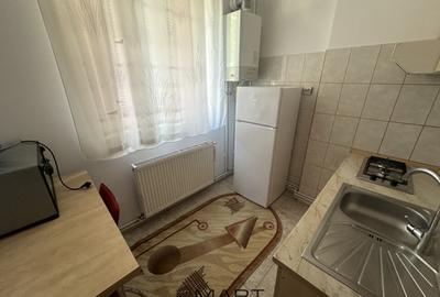 Garsonieră decomandată în Mihai Viteazul