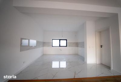 Casă cu 4 camere cu Teren 500 Mp în Bucov - 8