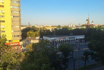 Apartament cu 3 camere în Unirii Nord