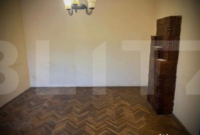 Casă cu 7 camere cu Teren 457 Mp în Subcetate - 2