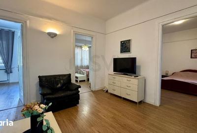 Apartament cu 5 camere decomandat în Universitate