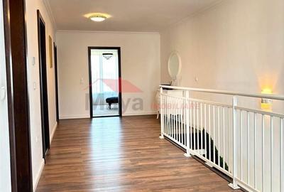 Casă cu 4 camere cu Teren 337 Mp în Central