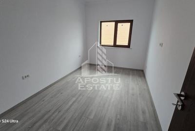 Duplex cu 5 camere cu Canalizare în Giarmata - 12
