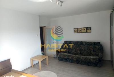 Garsonieră decomandată, mobilată în Central