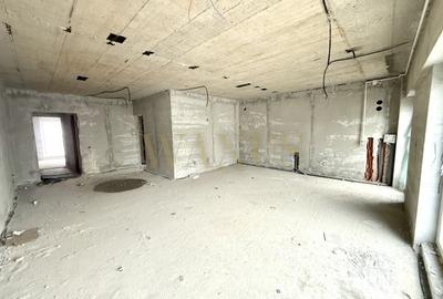 Apartament cu 4 camere semidecomandat în Europa - 3