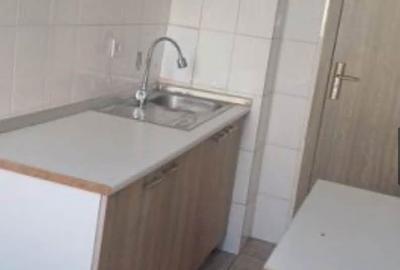 Garsonieră semidecomandată în Abator - 2