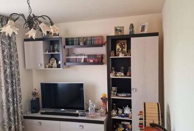 Duplex cu 5 camere cu Canalizare în Florești - 2