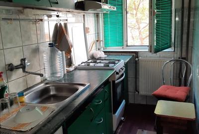 Apartament cu 2 camere nedecomandat în Girocului