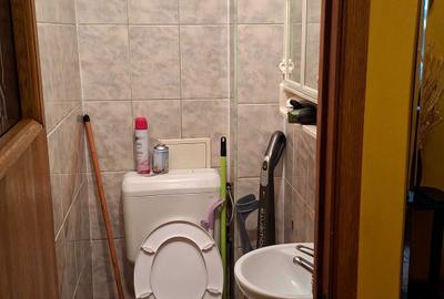 Apartament cu 4 camere decomandat în Titan - 1