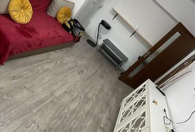 Garsonieră decomandată în Casa de Cultură